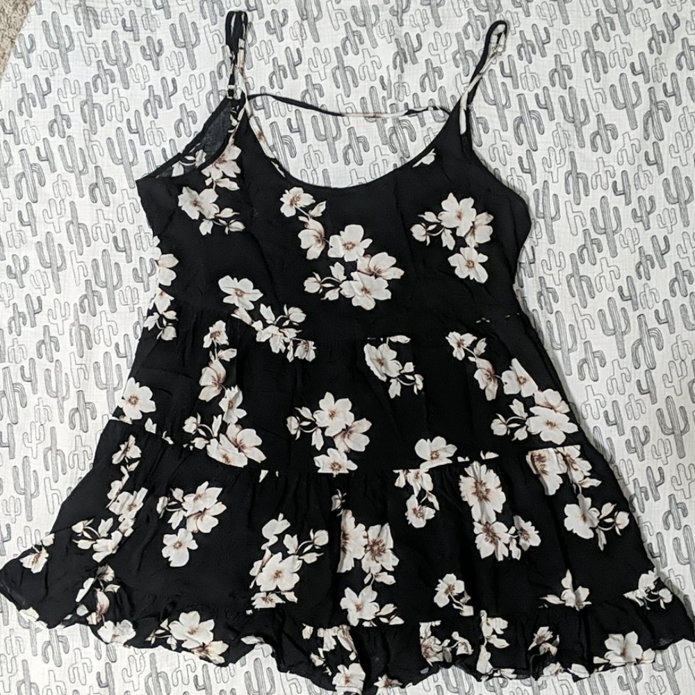 Brandy Melville dress